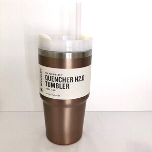 NEW Stanley 20 oz Quencher Tumbler Hot or Cold In Rare Metallic Rose Gold Color